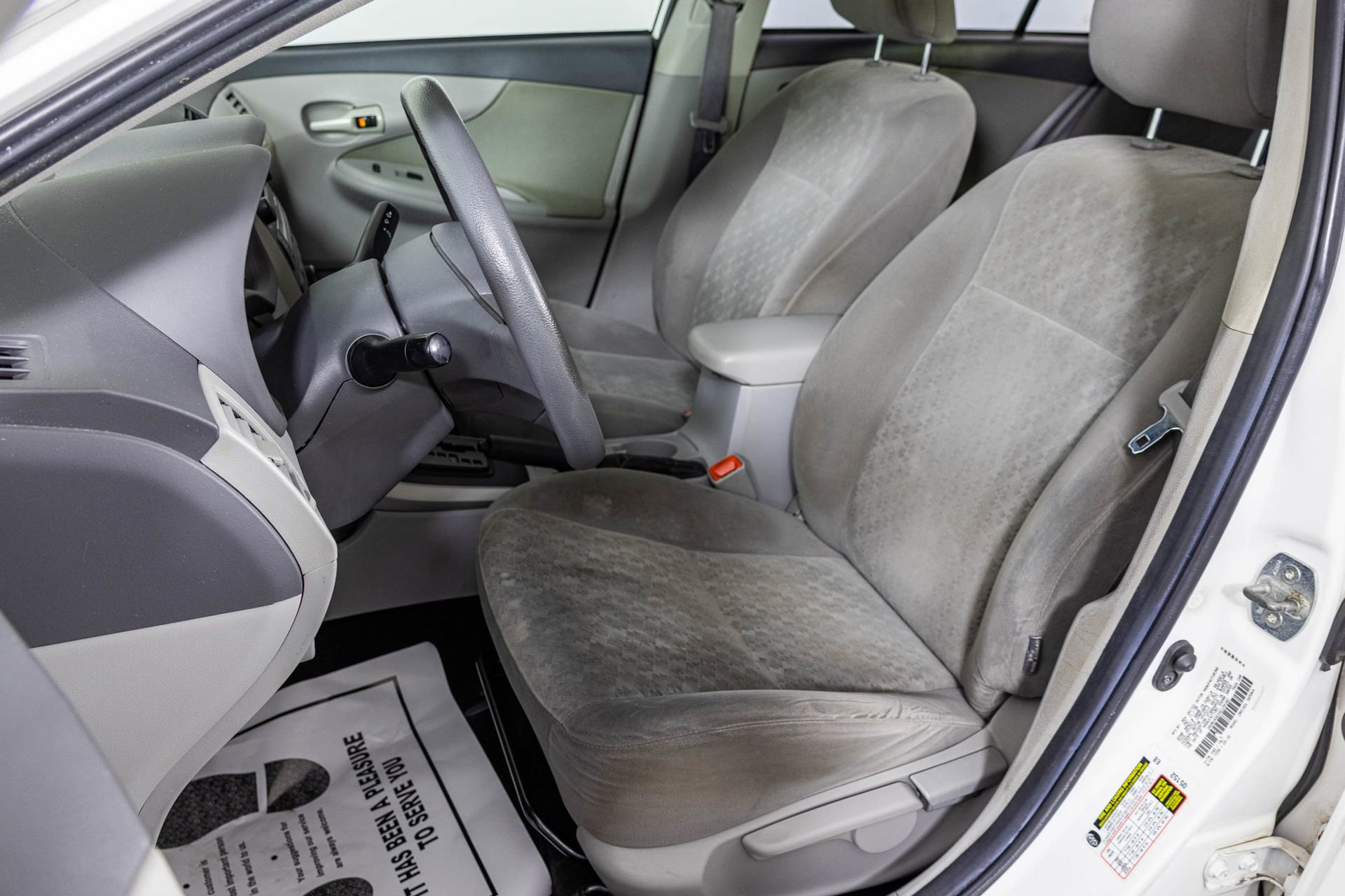 Used 2009 Toyota Corolla LE FWD image 18