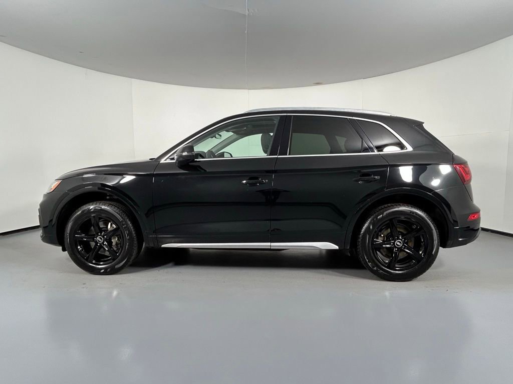 Used 2021 Audi Q5 2.0T Premium w/ Convenience Package AWD/4WD image 4