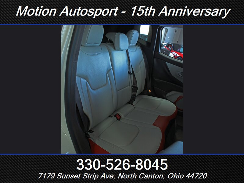 Used 2016 Jeep Renegade Limited FWD image 33