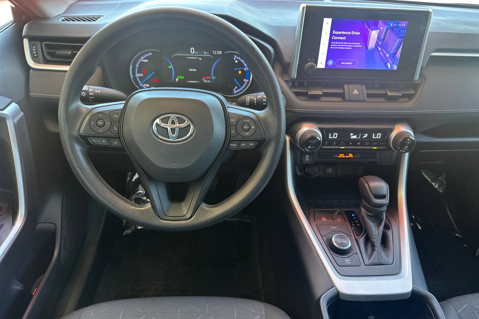 Used 2024 Toyota RAV4 XLE w/ Convenience Package AWD/4WD image 17