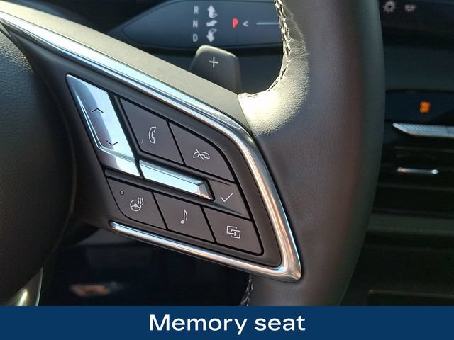 Used 2025 Buick Enclave Avenir w/ Super Cruise Package AWD/4WD image 9