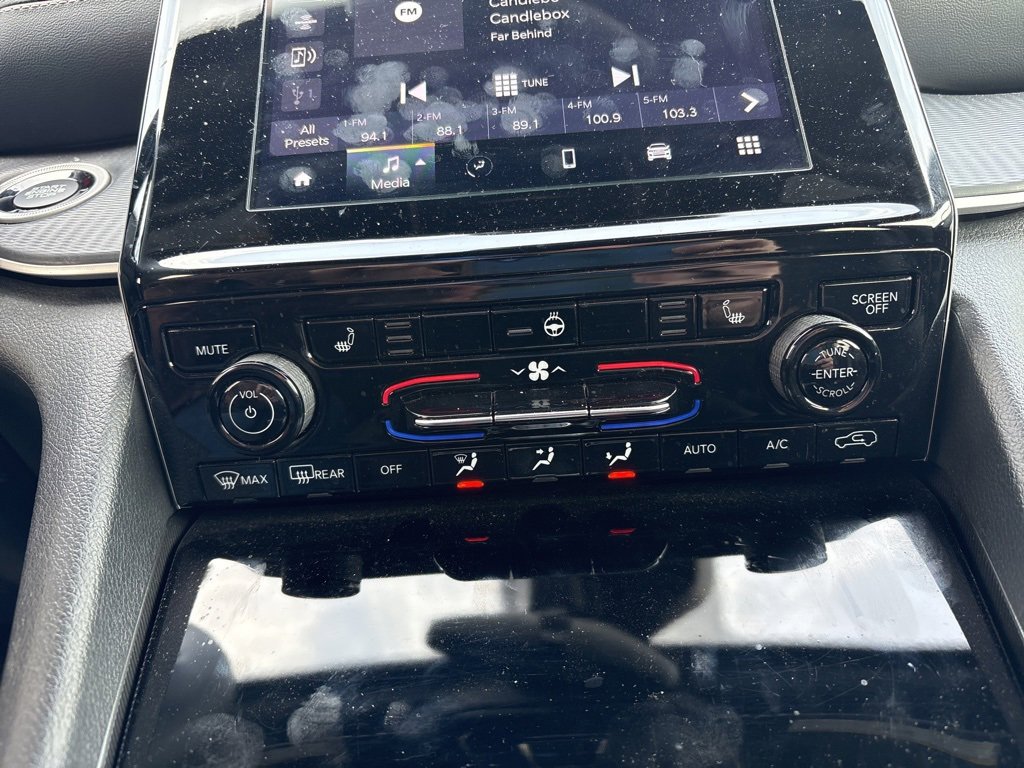 Used 2023 Jeep Grand Cherokee L Altitude image 16