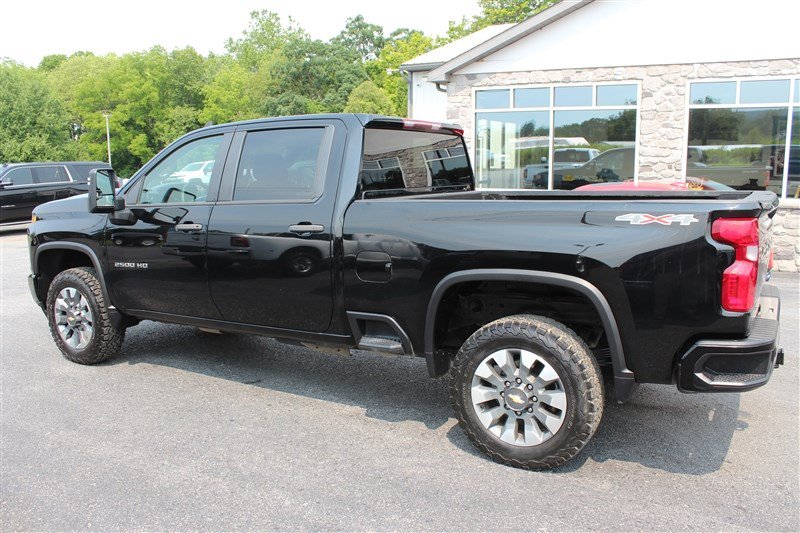 Used 2023 Chevrolet Silverado 2500 Custom w/ Custom Value Package AWD/4WD image 4
