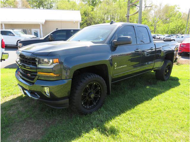 Used 2017 Chevrolet Silverado 1500 LT w/ All Star Edition AWD/4WD image 1