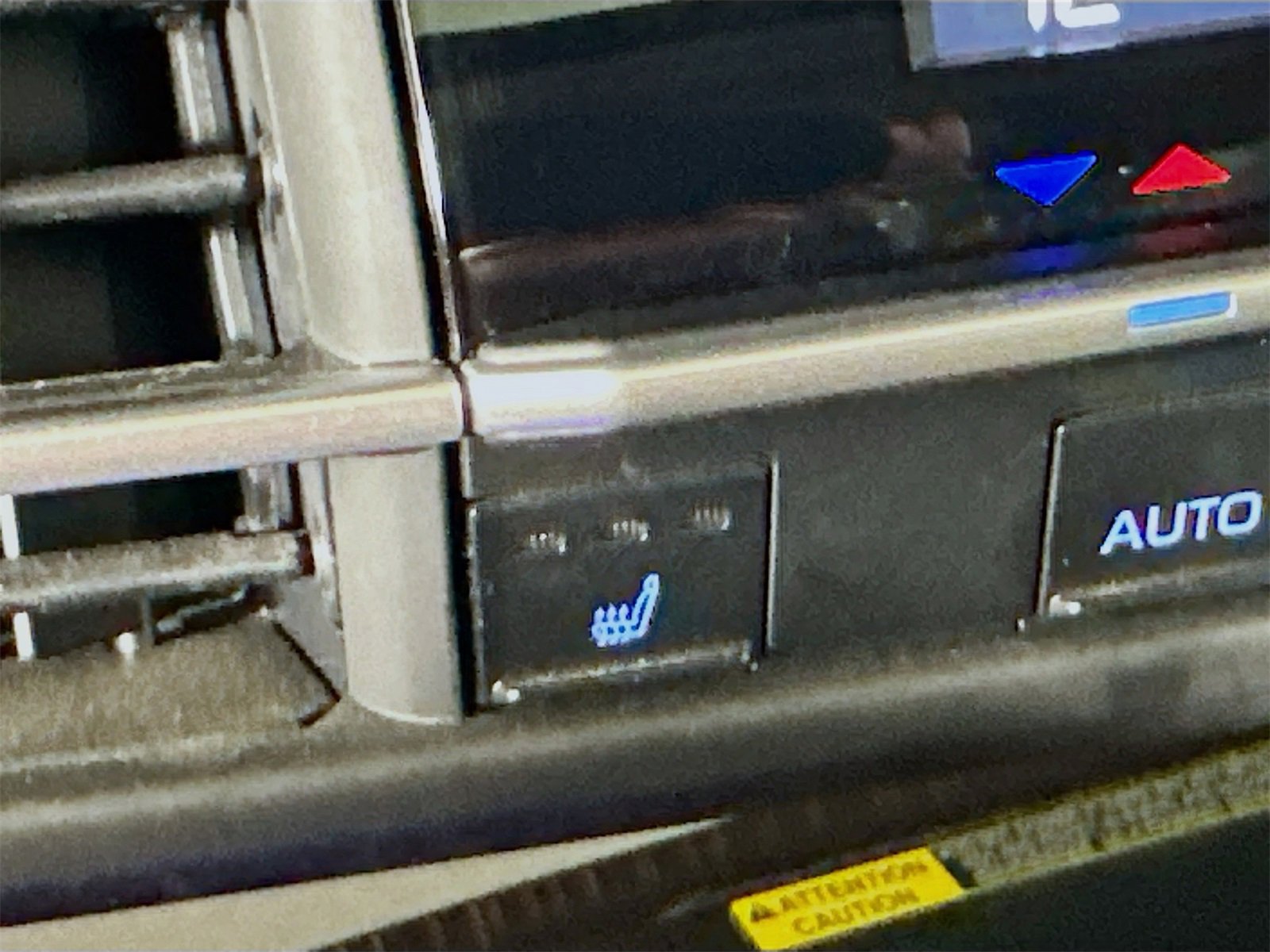 Certified 2023 Toyota Sienna XLE image 21