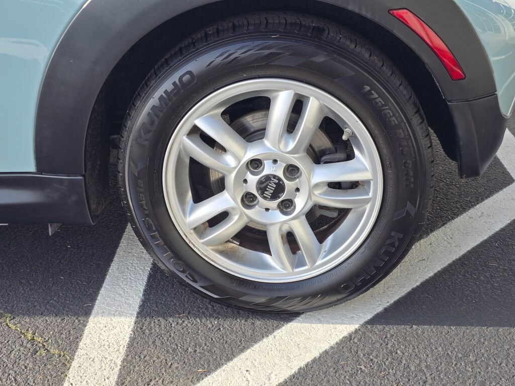 Used 2012 MINI Cooper Hardtop image 9