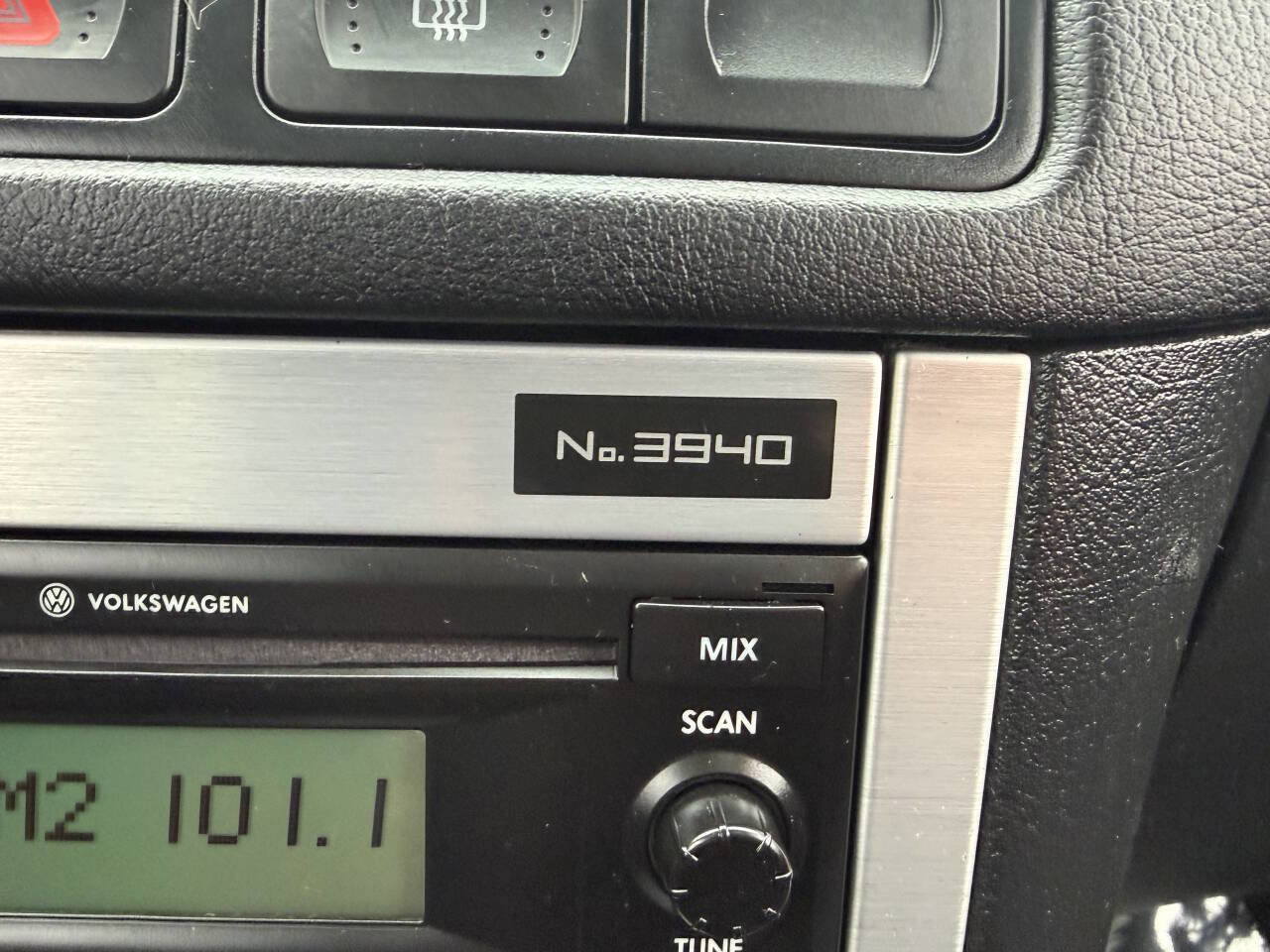 Used 2003 Volkswagen Golf 20th Anniversary image 23