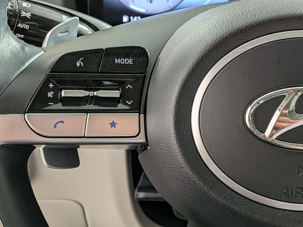 Used 2022 Hyundai Tucson Limited FWD image 14