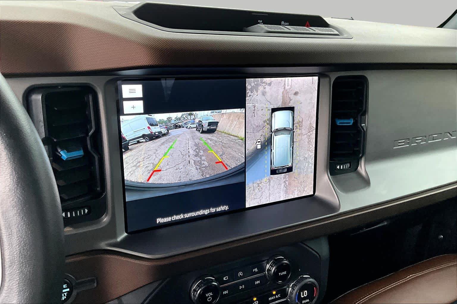 Used 2023 Ford Bronco Outer Banks AWD/4WD image 29