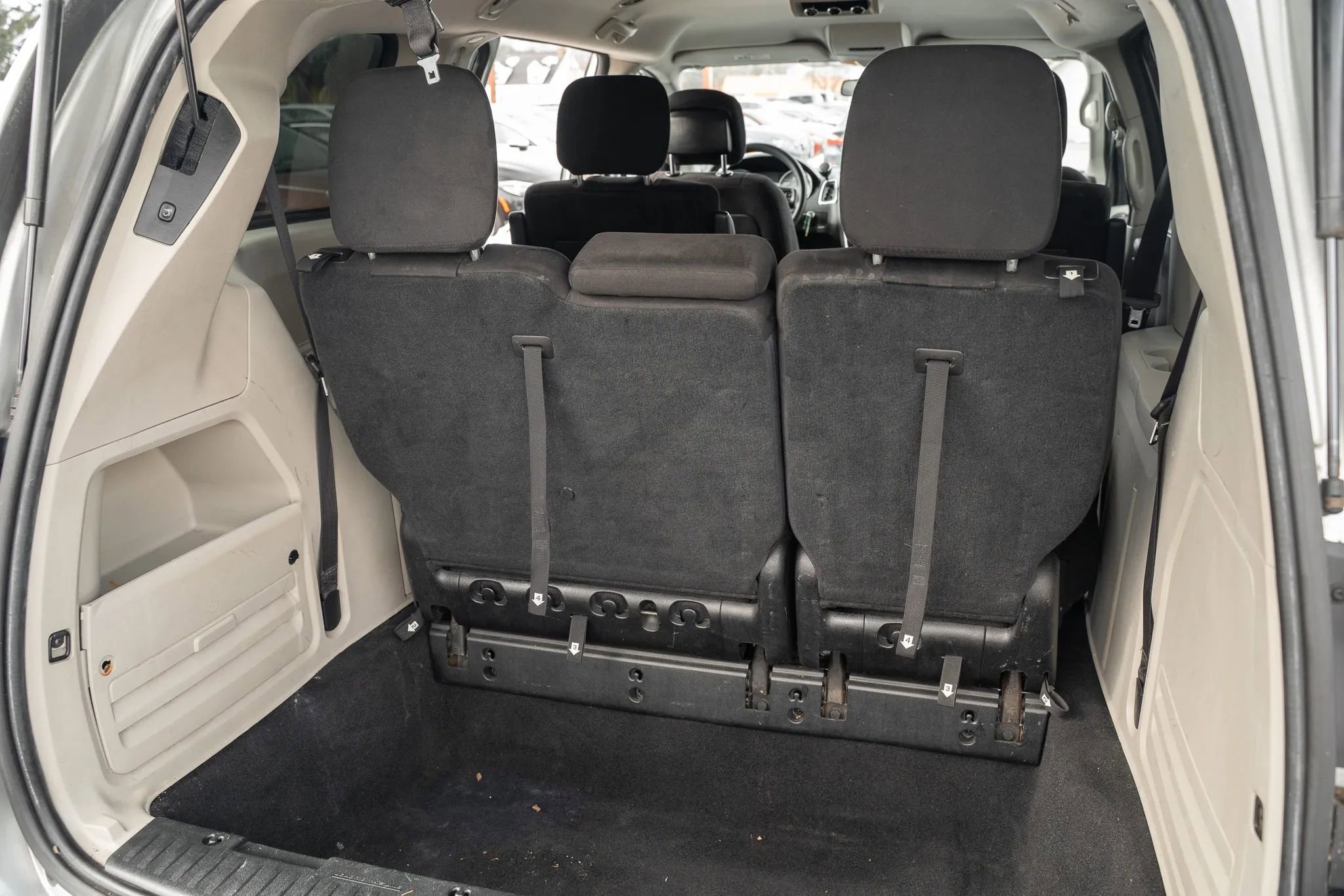 Used 2011 Dodge Grand Caravan Mainstreet w/ PWR Convenience Group image 10