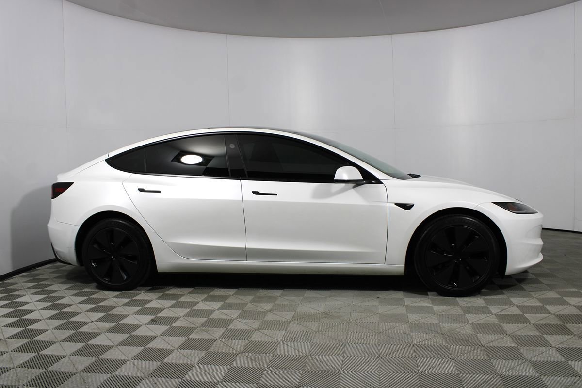 Used 2024 Tesla Model 3 Long Range RWD image 31