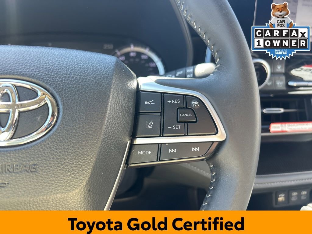 Certified 2025 Toyota Highlander LE AWD/4WD image 17