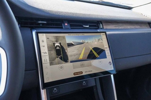 Certified 2024 Land Rover Discovery Sport S image 24