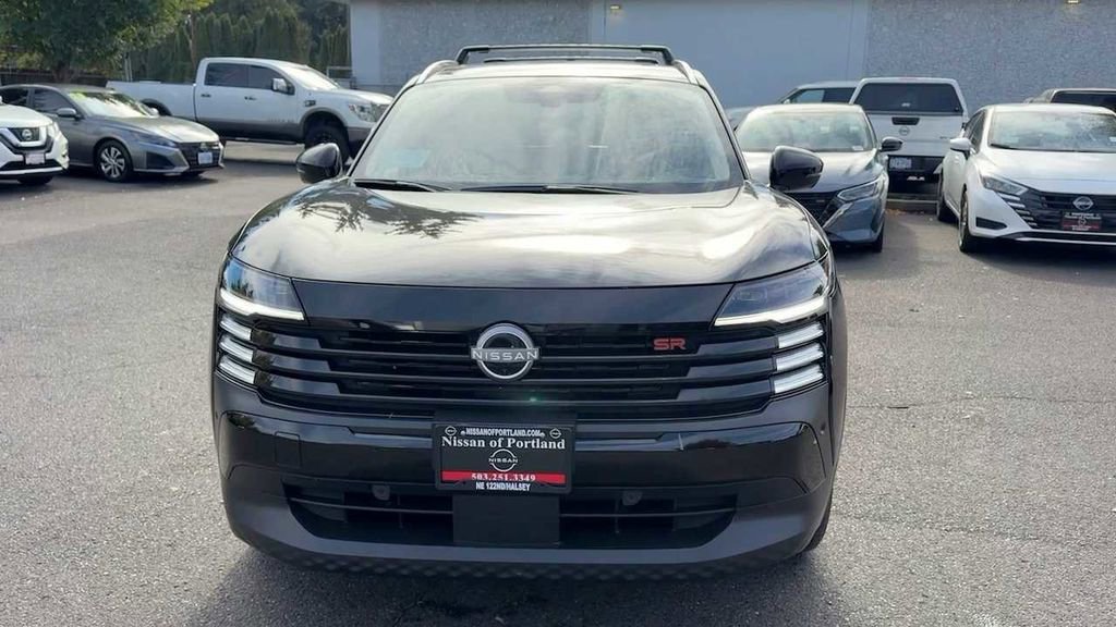 New 2026 Nissan Kicks SR w/ SR Premium Package image 4