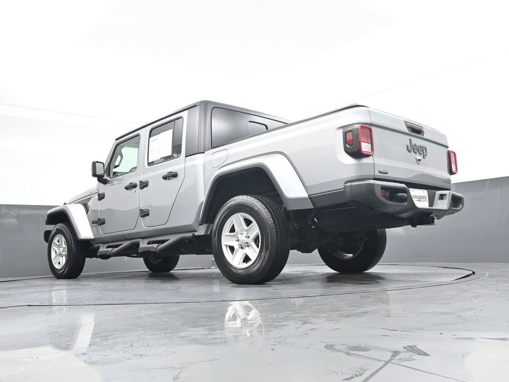 Used 2021 Jeep Gladiator Sport AWD/4WD image 39