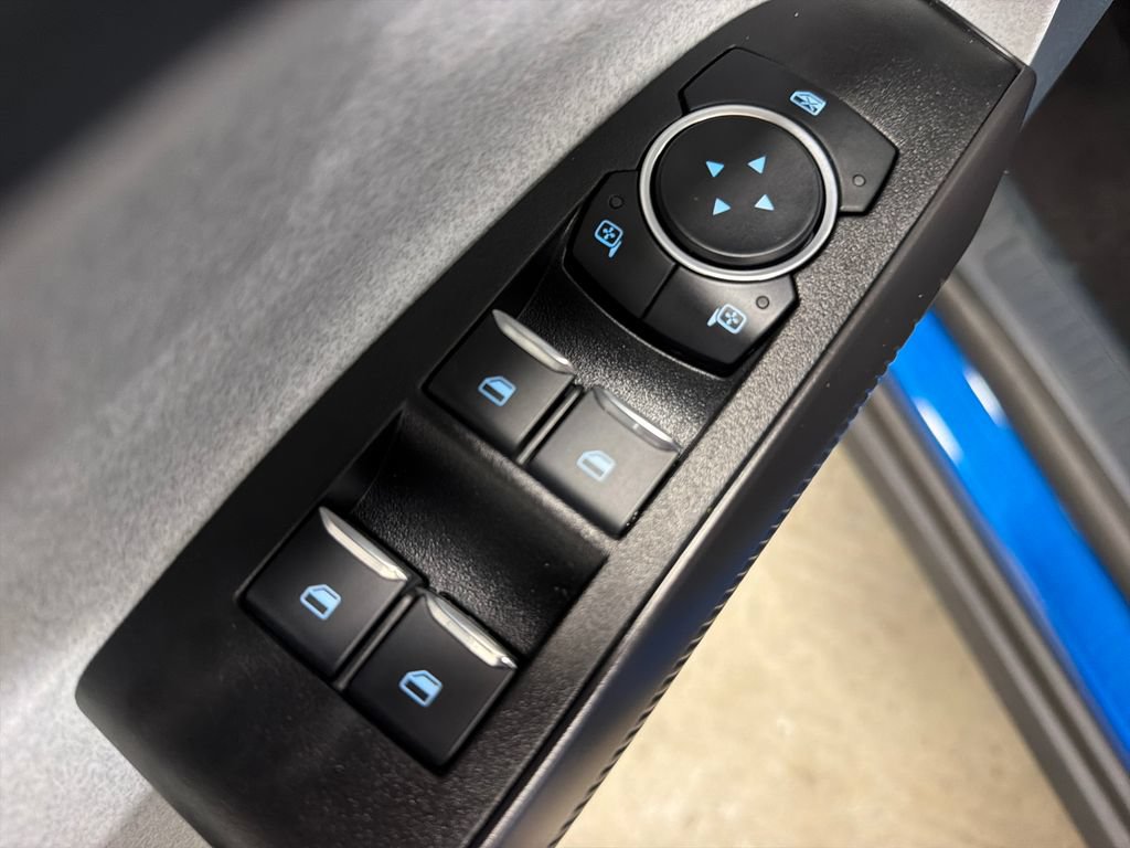 Certified 2025 Ford Maverick XLT FWD image 18