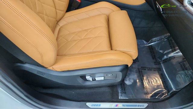Used 2023 BMW X5 sDrive40i w/ Executive Package image 22