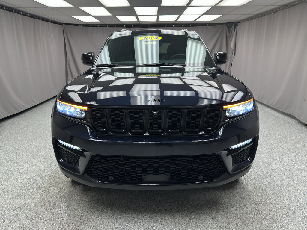 Used 2024 Jeep Grand Cherokee Limited w/ Luxury Tech Group II AWD/4WD image 6