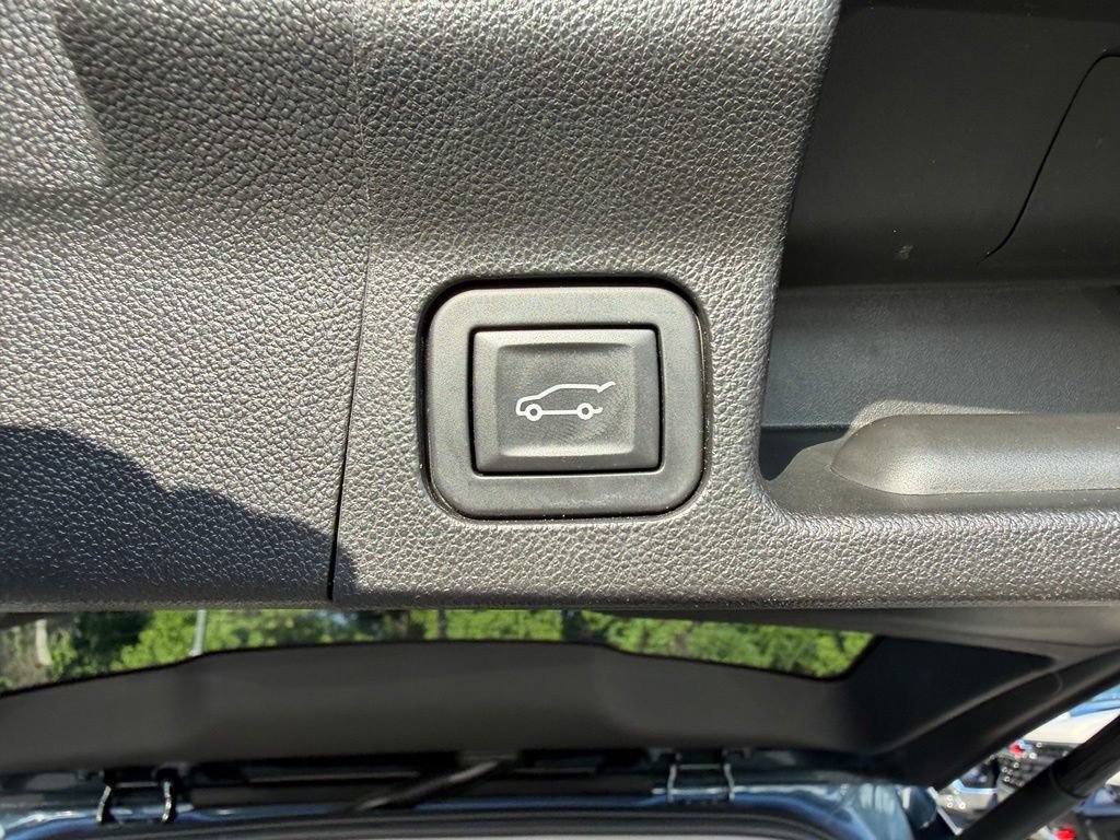 Used 2019 GMC Acadia SLT w/ LPO, Cargo Package AWD/4WD image 21