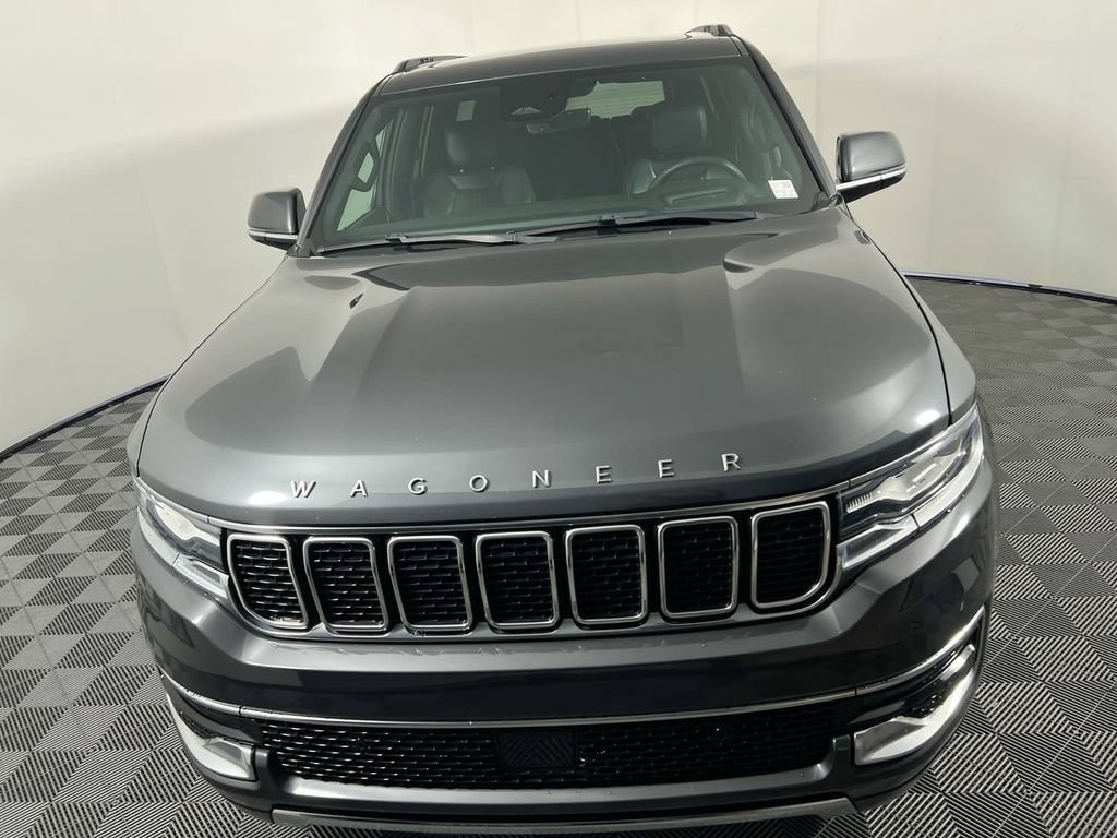 Used 2022 Jeep Wagoneer Series III w/ Premium Group I AWD/4WD image 8