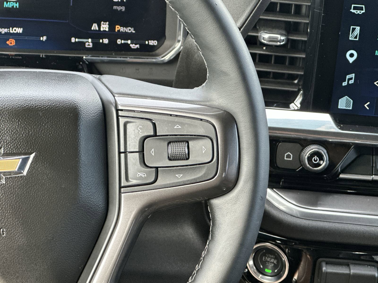 Certified 2026 Chevrolet Silverado 2500 High Country w/ Technology Package AWD/4WD image 21