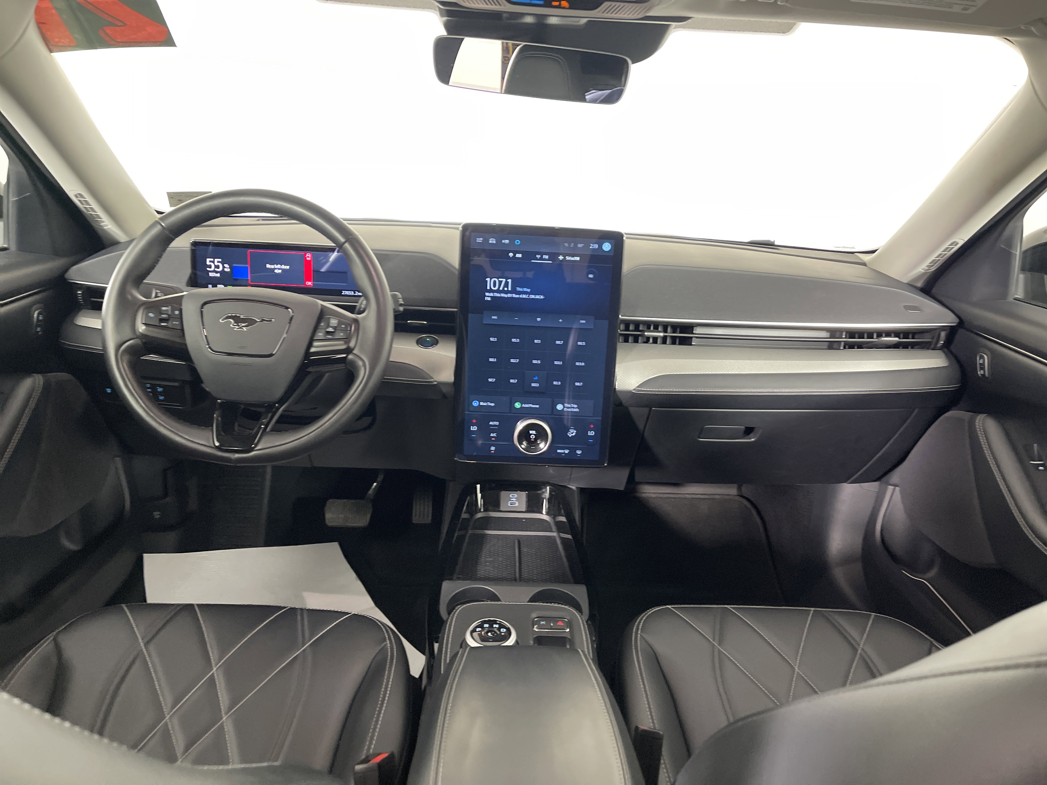 Used 2021 Ford Mustang Mach-E Select image 14