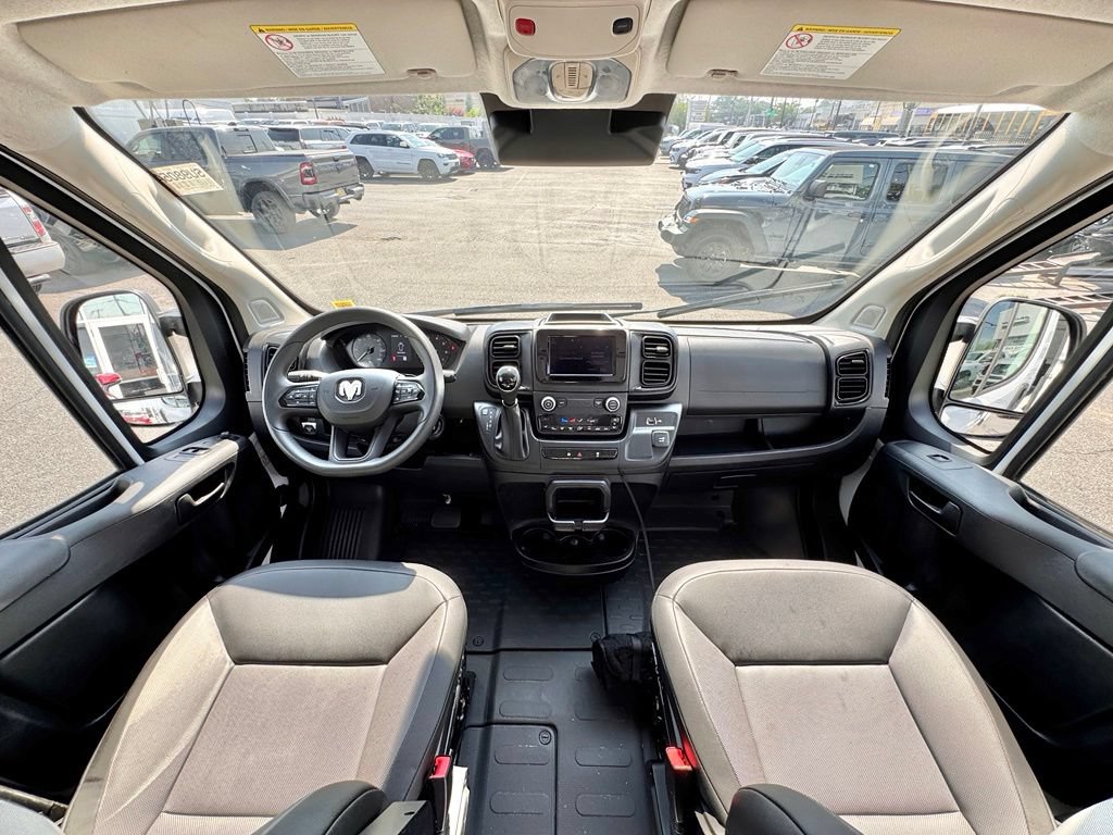 Used 2026 RAM ProMaster 2500 w/ Convenience Group FWD image 22