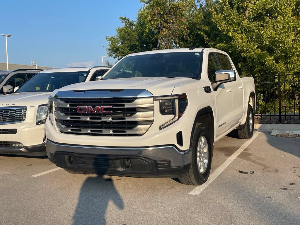 Used 2022 GMC Sierra 1500 SLE AWD/4WD image 3