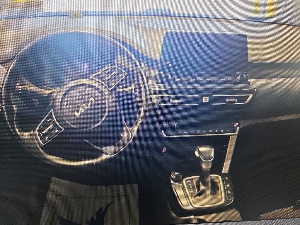 Used 2023 Kia Seltos S w/ Navigation Package AWD/4WD image 11
