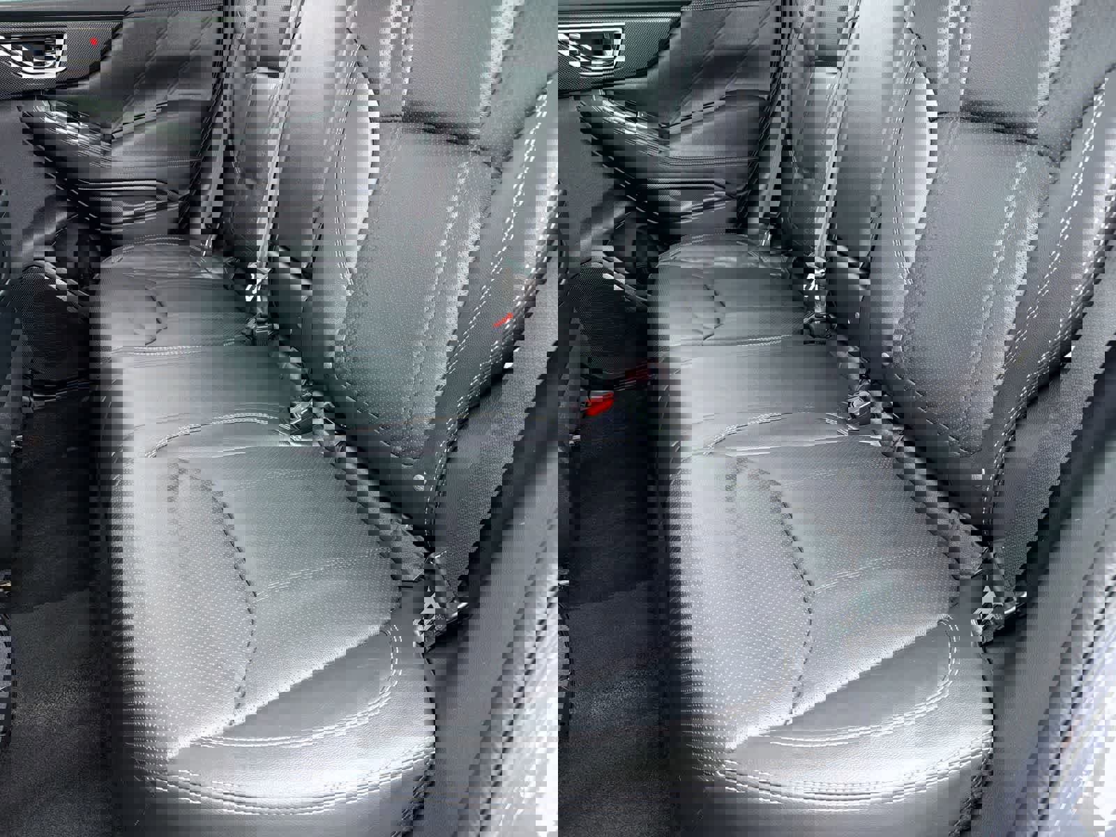 Used 2020 Subaru Forester Limited image 21