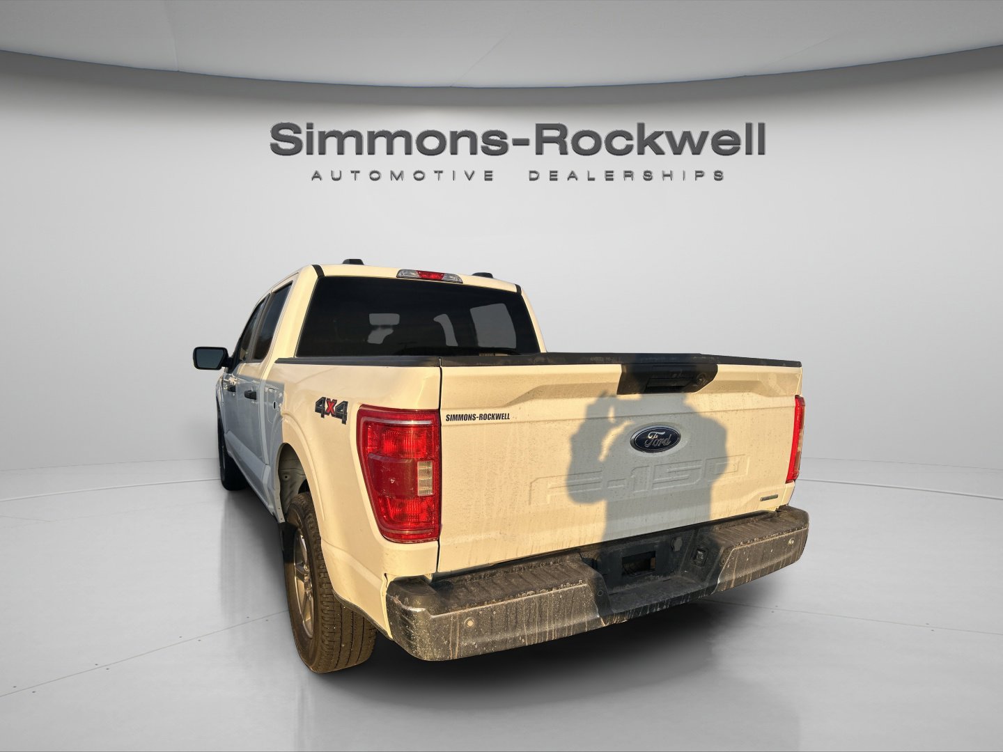 Used 2023 Ford F150 XLT w/ Trailer Tow Package image 6