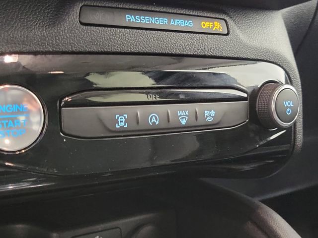 Used 2025 Ford Escape Platinum AWD/4WD image 28