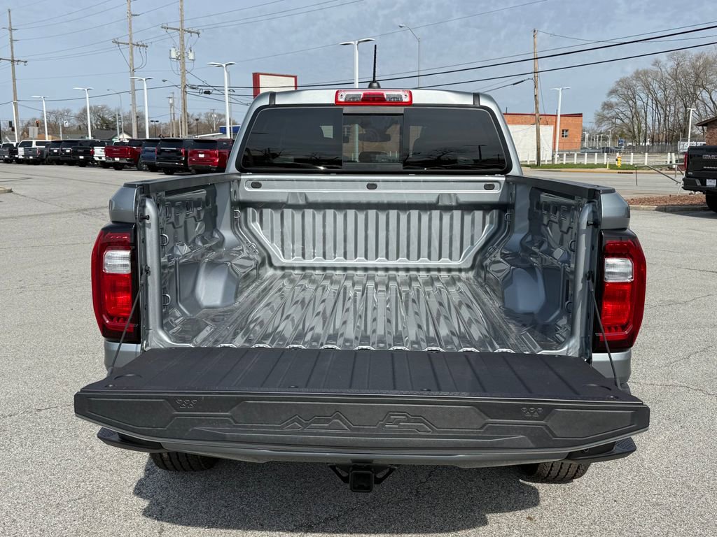 New 2026 GMC Canyon Elevation image 4