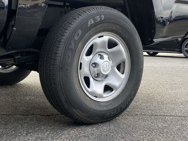 Used 2022 Toyota Tacoma SR w/ SR Convenience Package image 11
