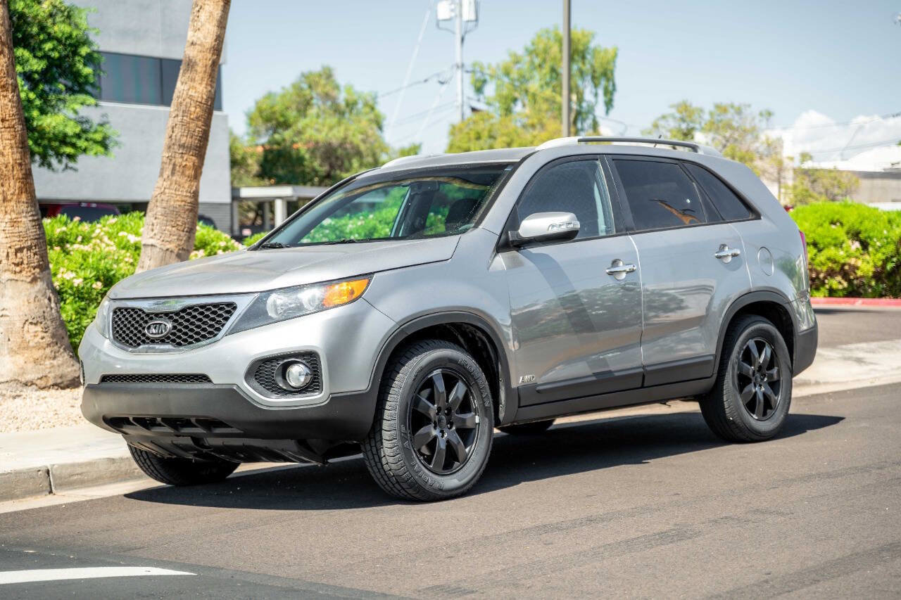 Used 2013 Kia Sorento LX w/ Convenience Pkg image 1