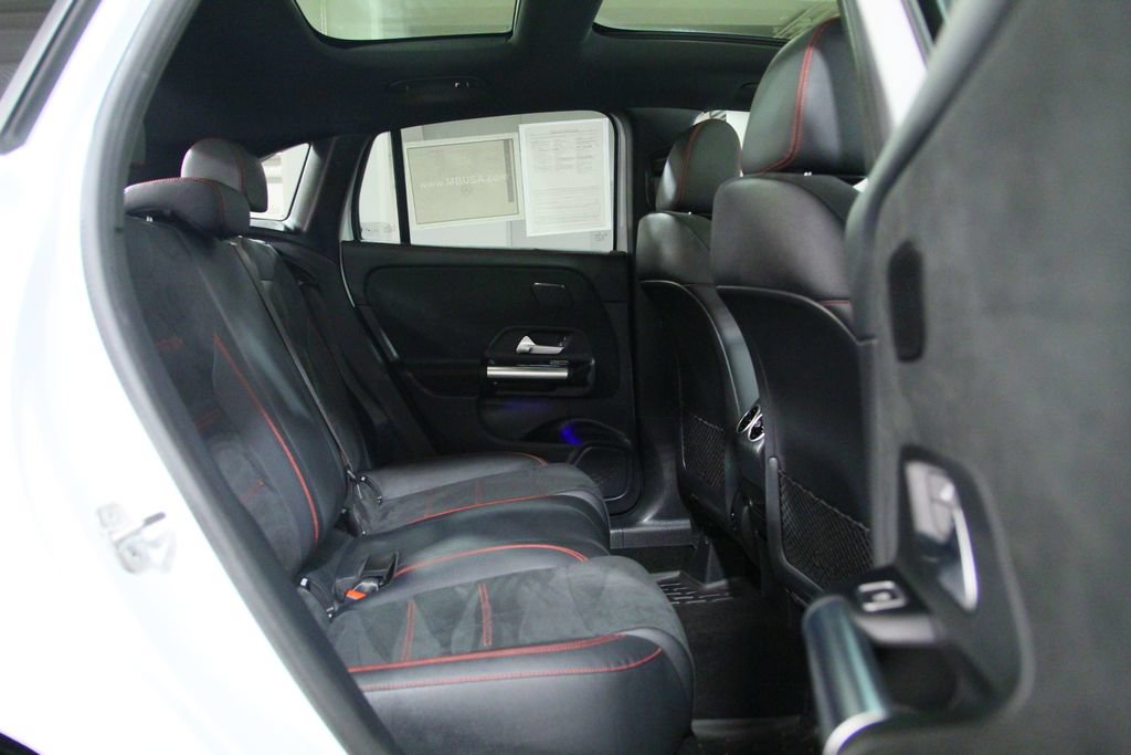 Certified 2024 Mercedes-Benz GLA 250 4MATIC image 26