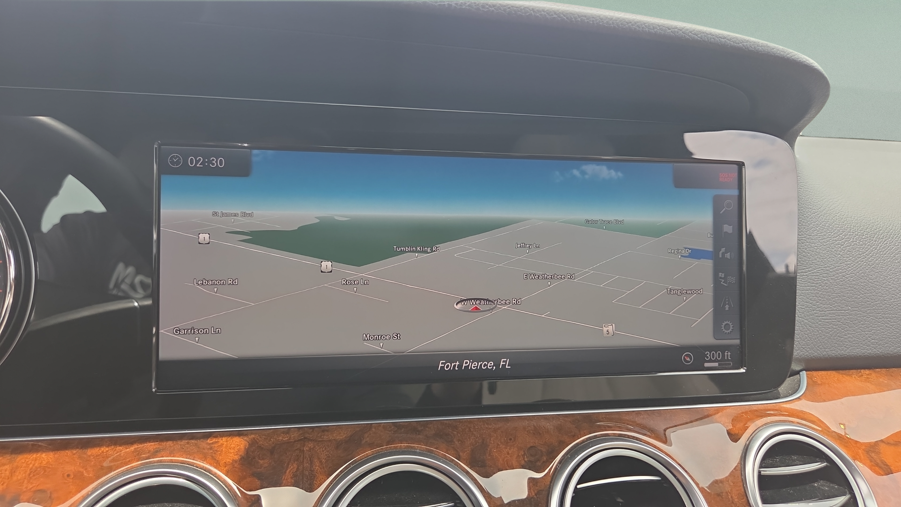 Used 2018 Mercedes-Benz E 300 image 26