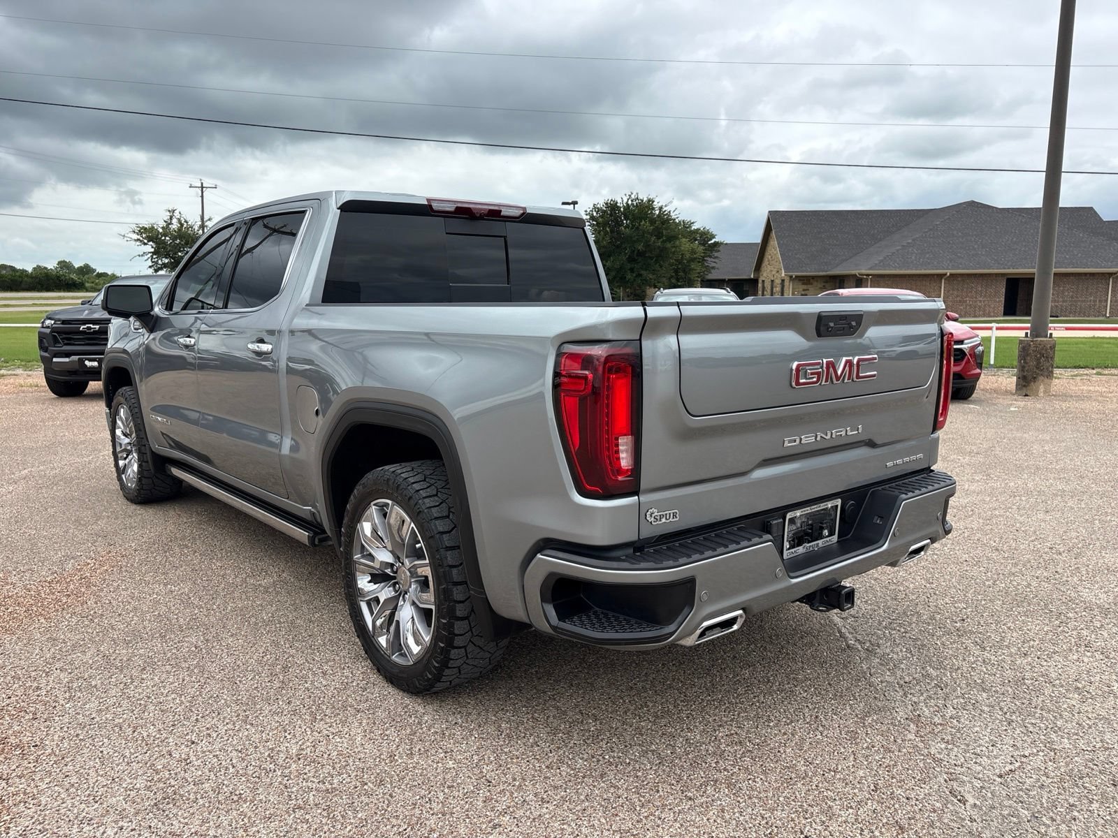 Used 2024 GMC Sierra 1500 Denali w/ Denali Reserve Package AWD/4WD image 4