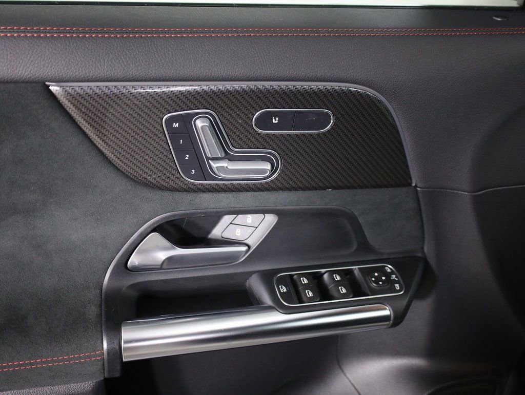 Certified 2022 Mercedes-Benz GLA 250 4MATIC image 9