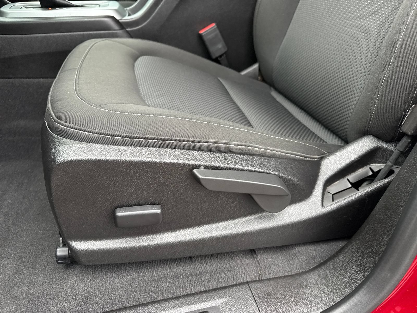 Used 2019 Chevrolet Colorado LT RWD image 17