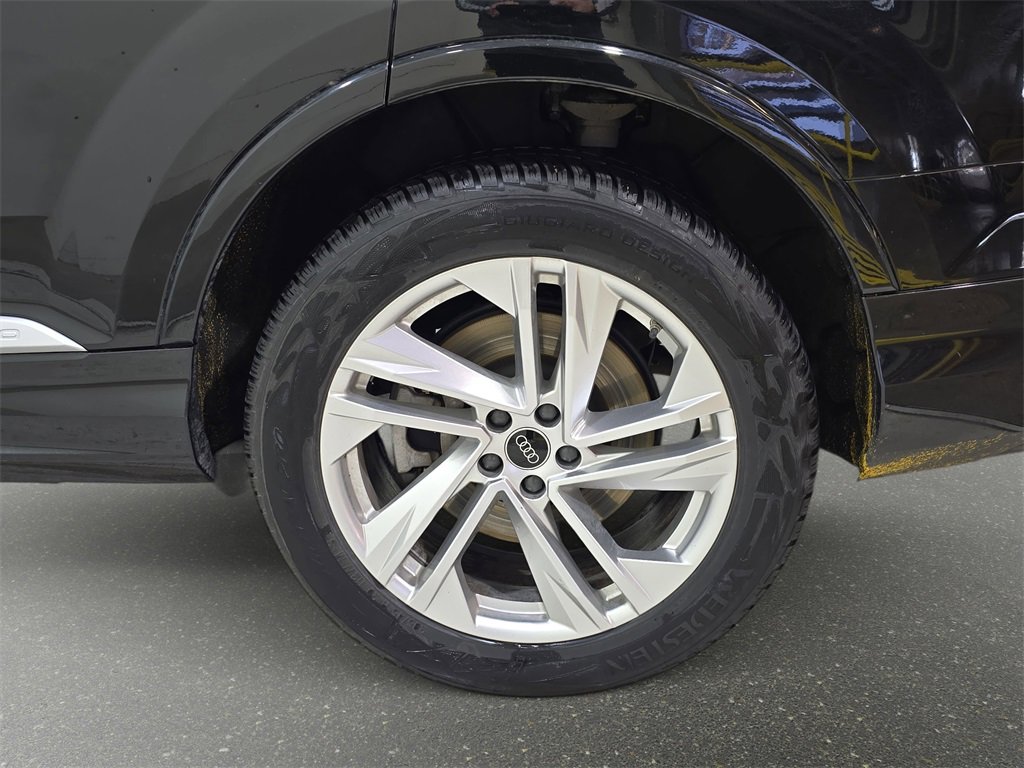 Used 2023 Audi Q7 2.0T Premium w/ Towing Package image 33