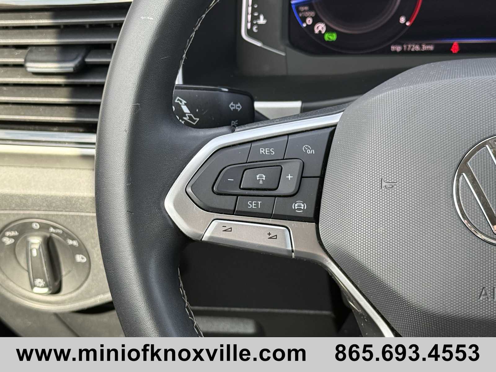 Used 2022 Volkswagen Atlas SE image 16