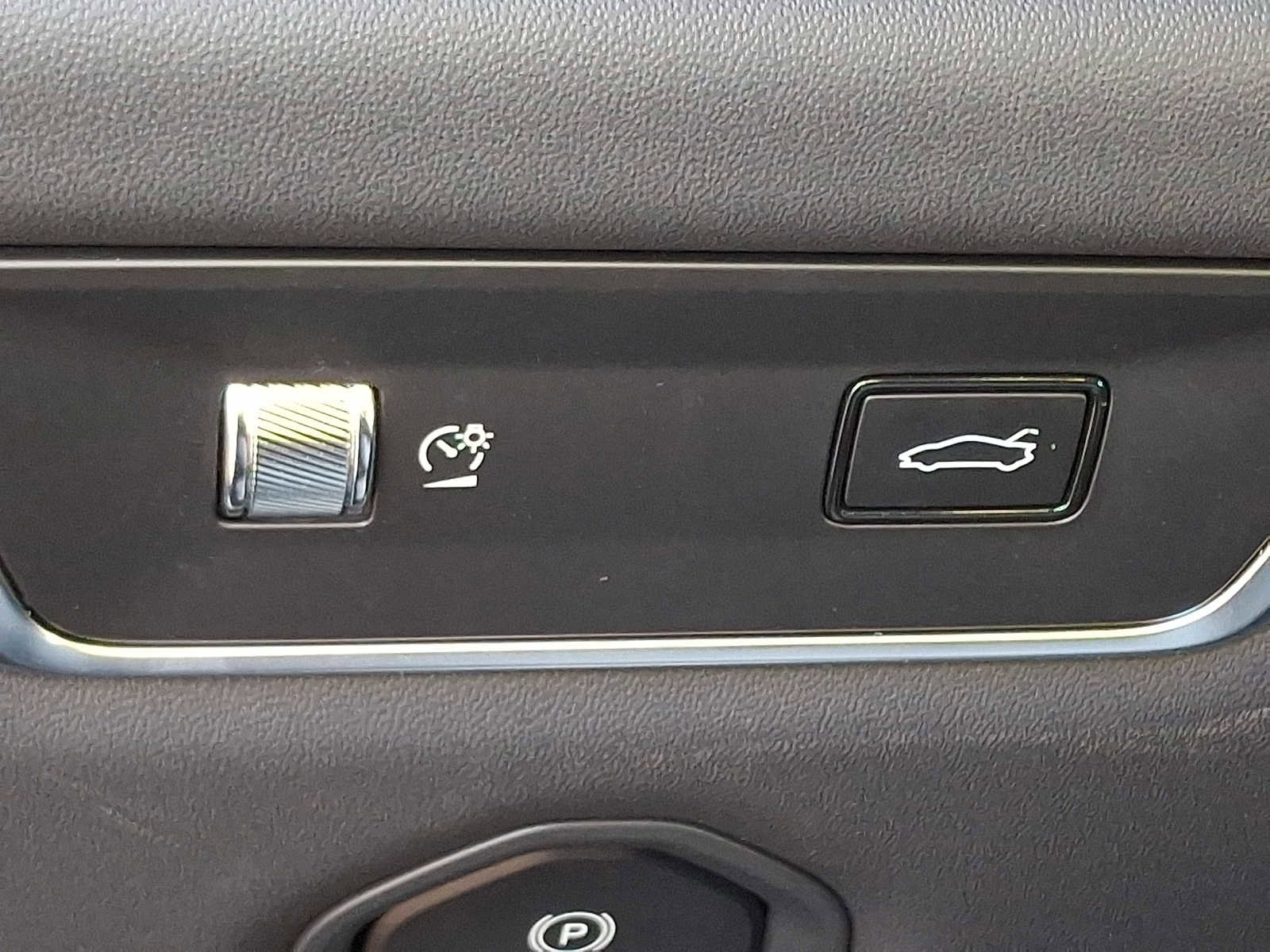 Used 2024 Lotus Emira First Edition image 25