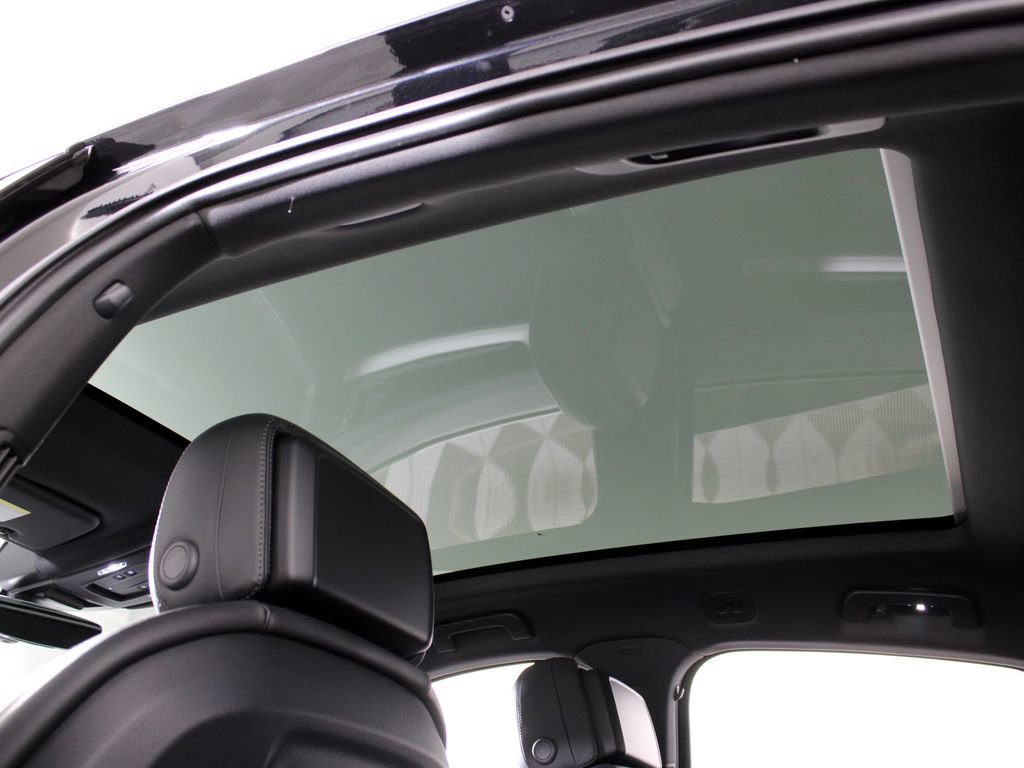 Certified 2026 Porsche Cayenne Coupe image 18