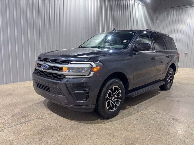 Used 2024 Ford Expedition XLT video 1