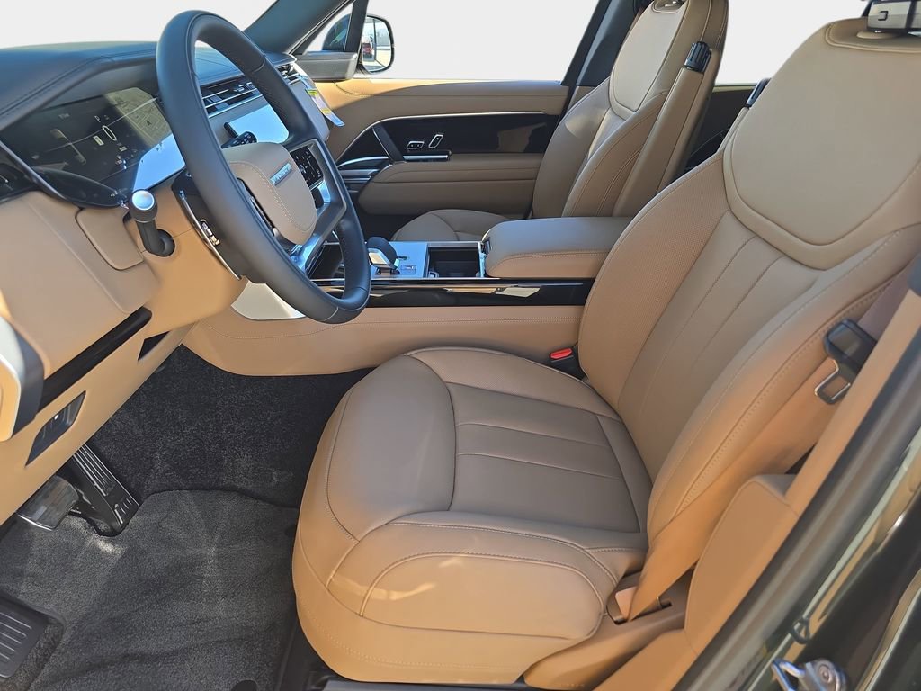 New 2026 Land Rover Range Rover SE image 16