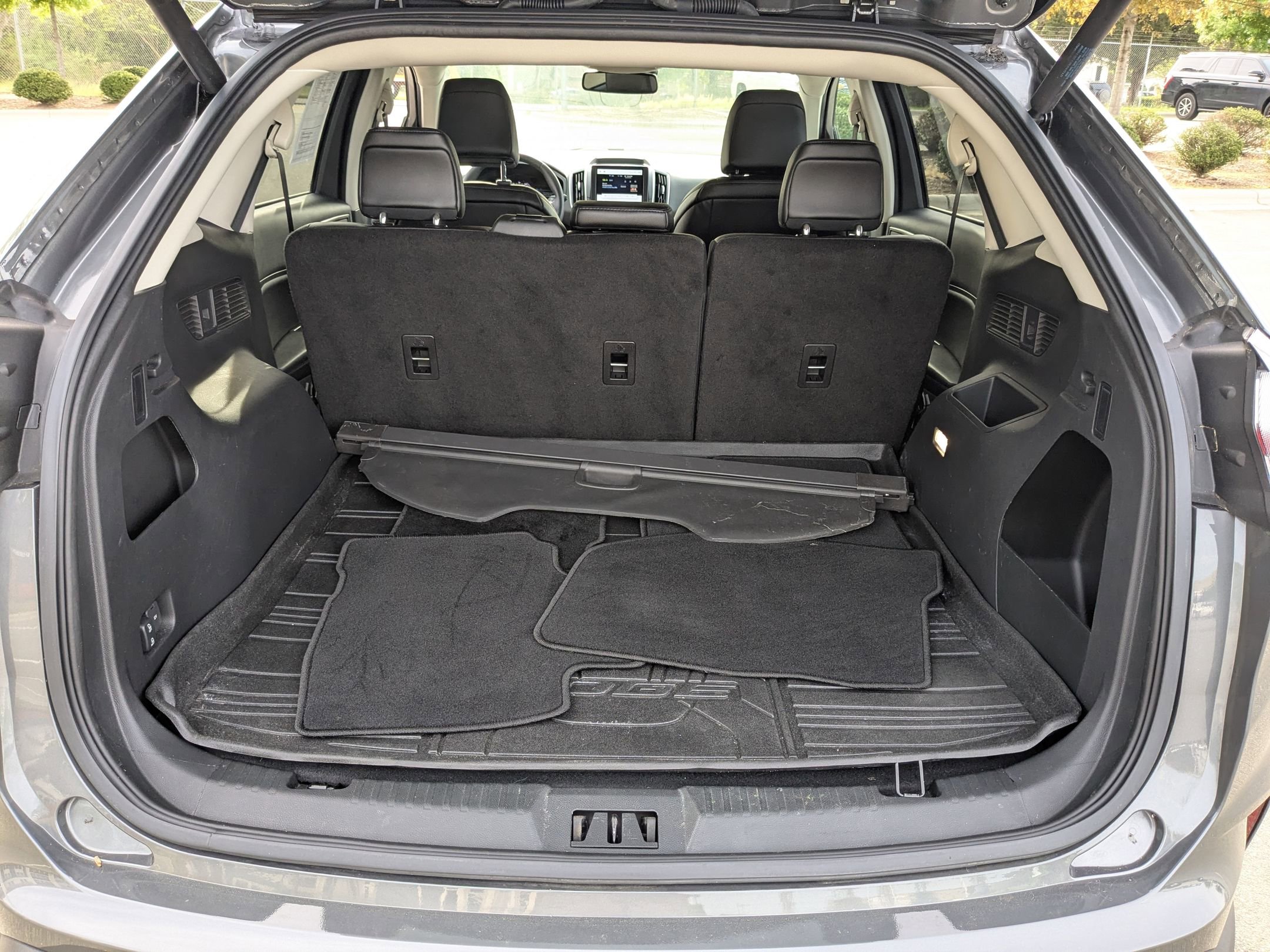 Used 2024 Ford Edge SEL w/ Convenience Package image 33