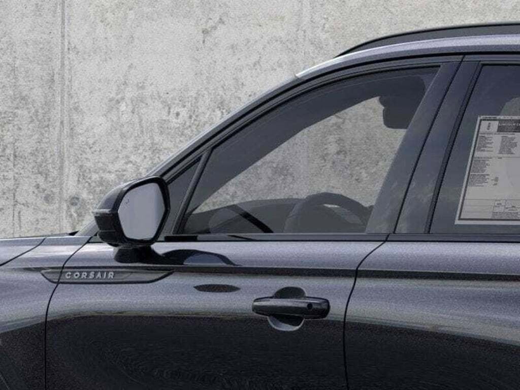 New 2025 Lincoln Corsair Reserve w/ Jet Appearance Package image 42