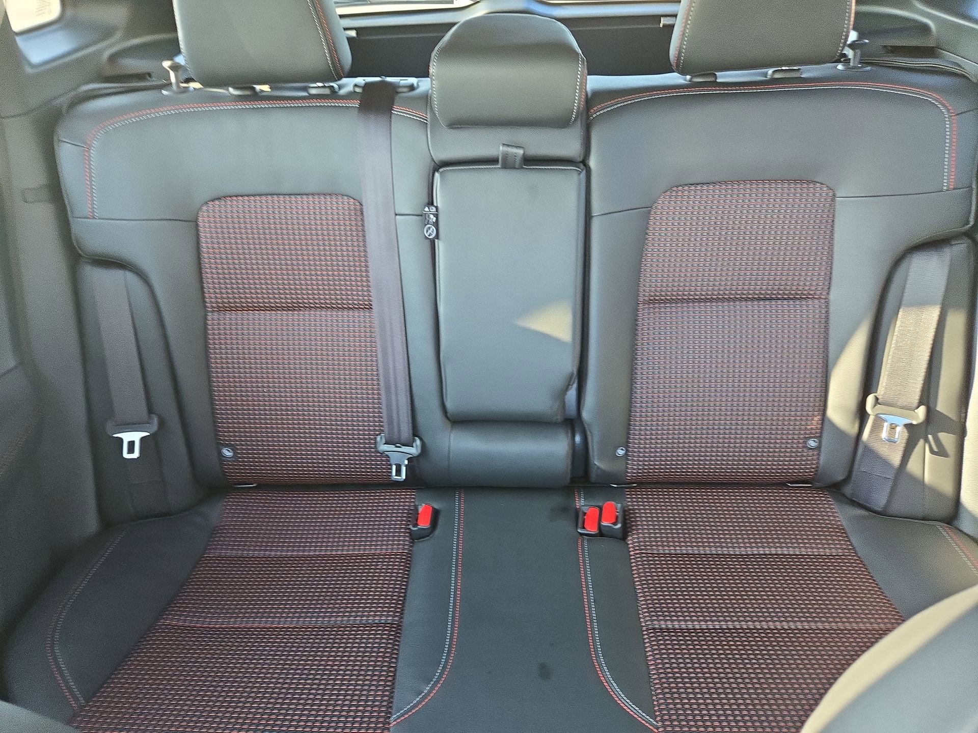 New 2025 Nissan Kicks SR FWD image 27