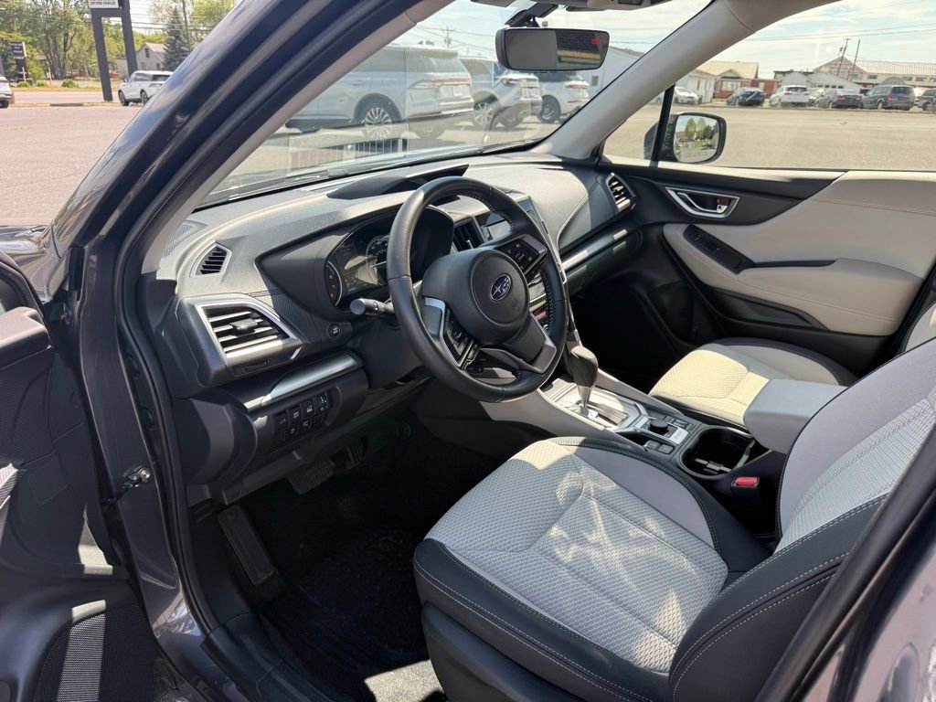 Certified 2023 Subaru Forester Premium image 9